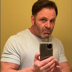 Meet your Posher, Mark